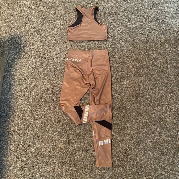 LABELLA MAFIA work out set / brown and black - Picture 8 of 9